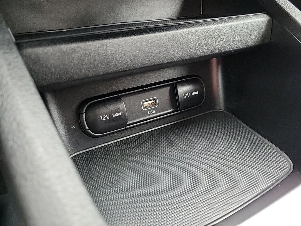 Thumbnail: 2023 Kia Forte - 27