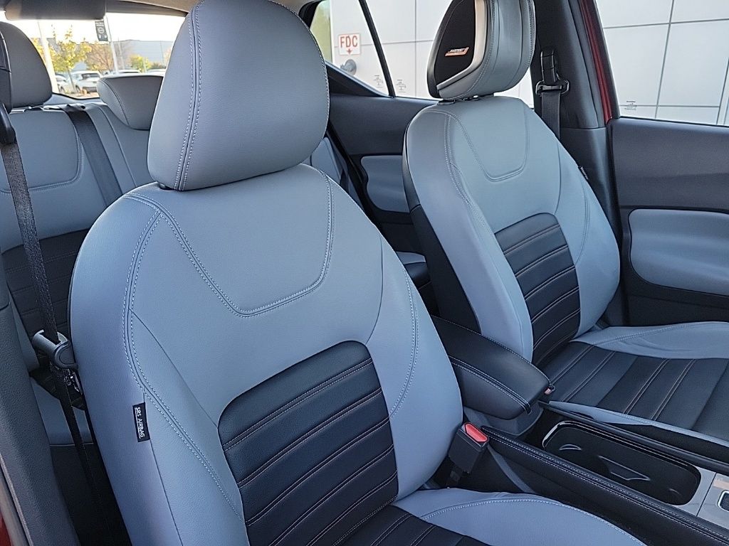 Thumbnail: 2022 Nissan Kicks - 14