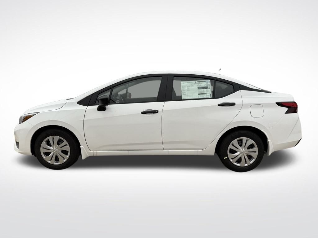 2025 Nissan Versa S 4