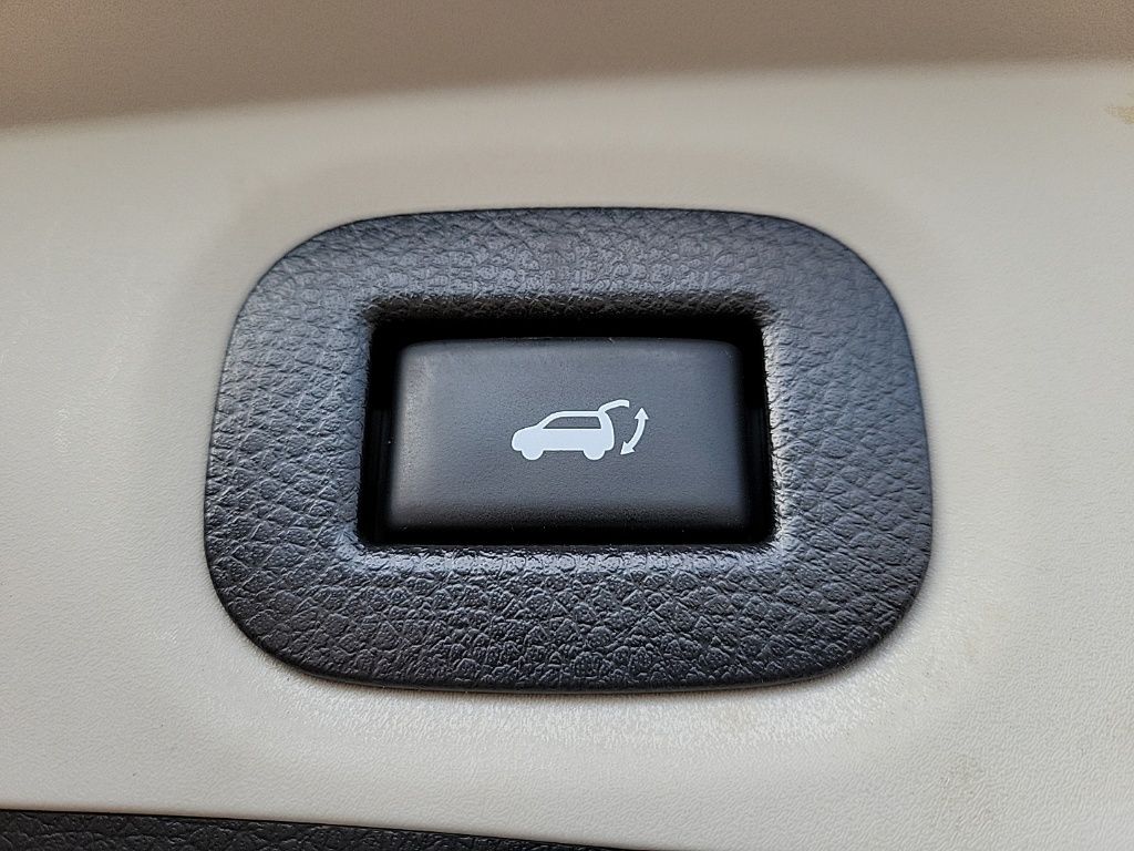 Thumbnail: 2020 Nissan Rogue - 18