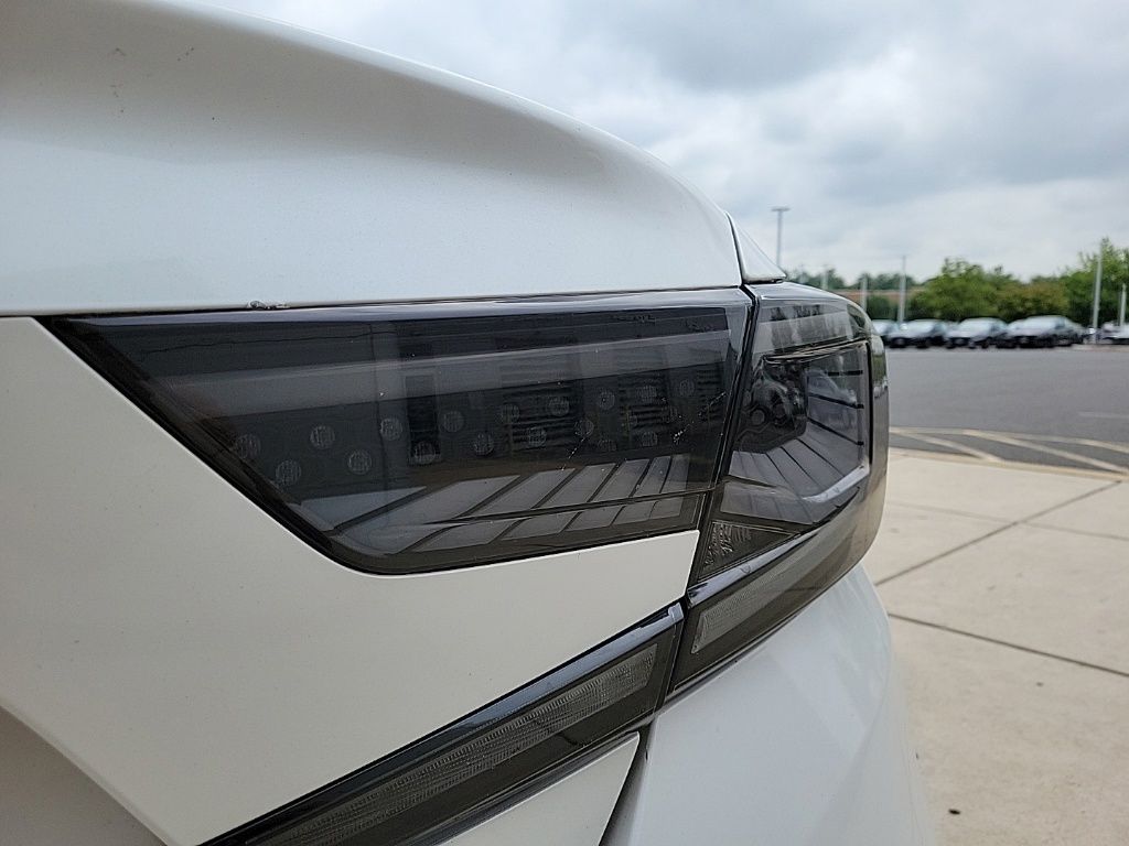 Thumbnail: 2018 Honda Accord - 14