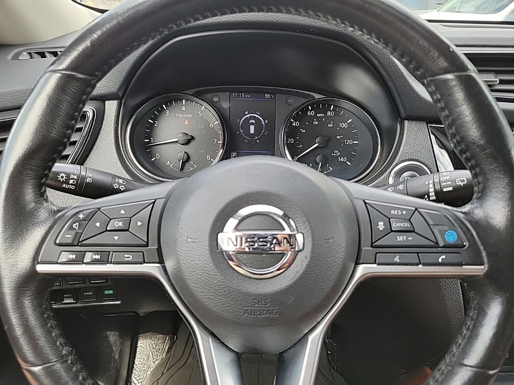 Thumbnail: 2018 Nissan Rogue - 26