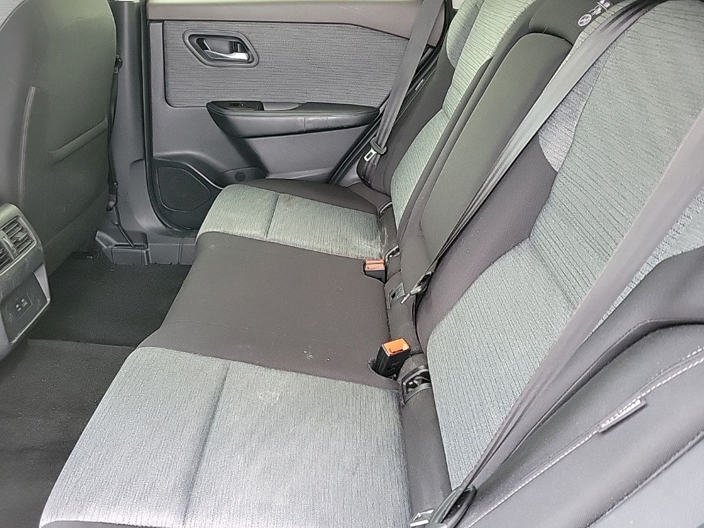 Thumbnail: 2023 Nissan Rogue - 12