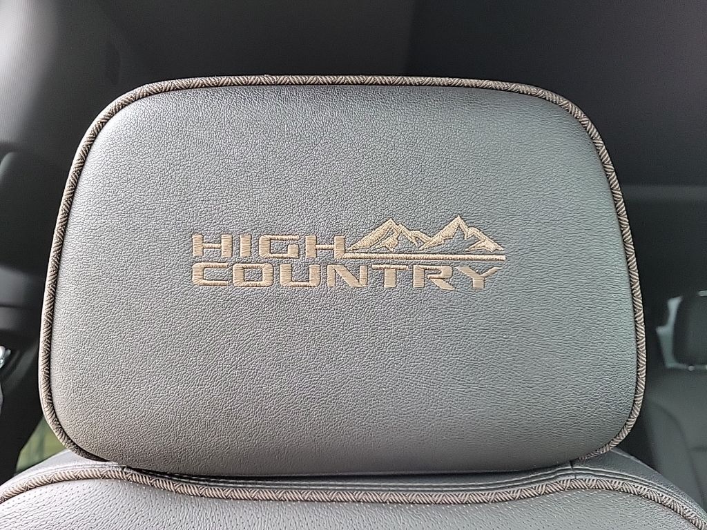 Thumbnail: 2023 Chevrolet Tahoe - 23