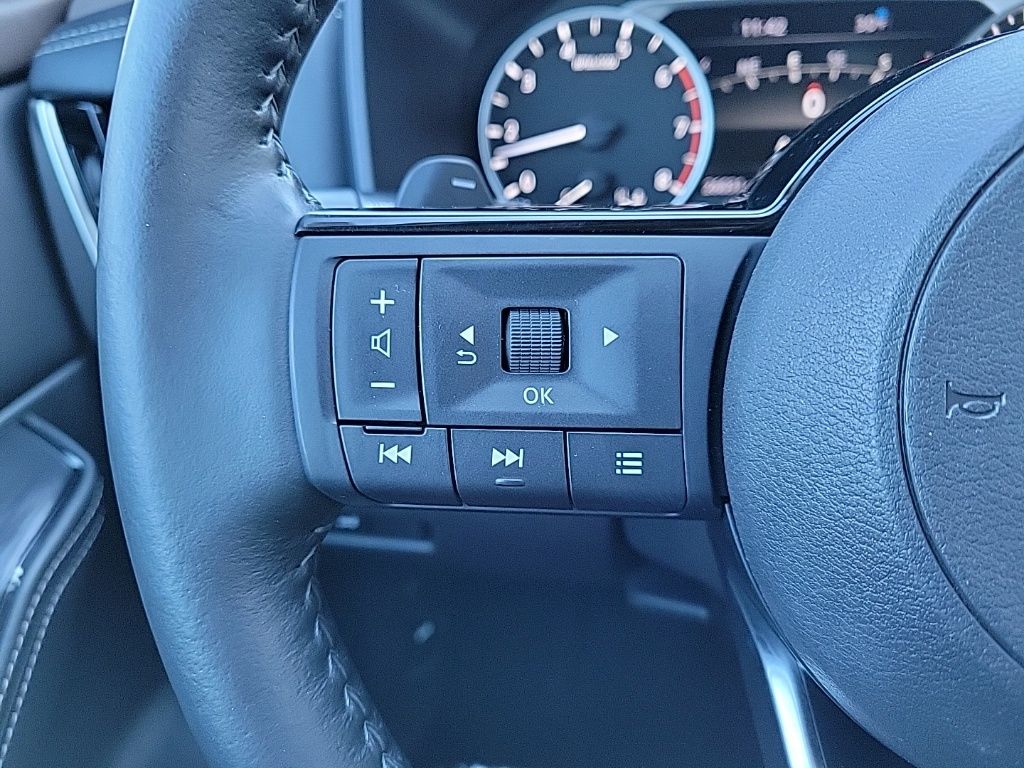 Thumbnail: 2022 Nissan Rogue - 23