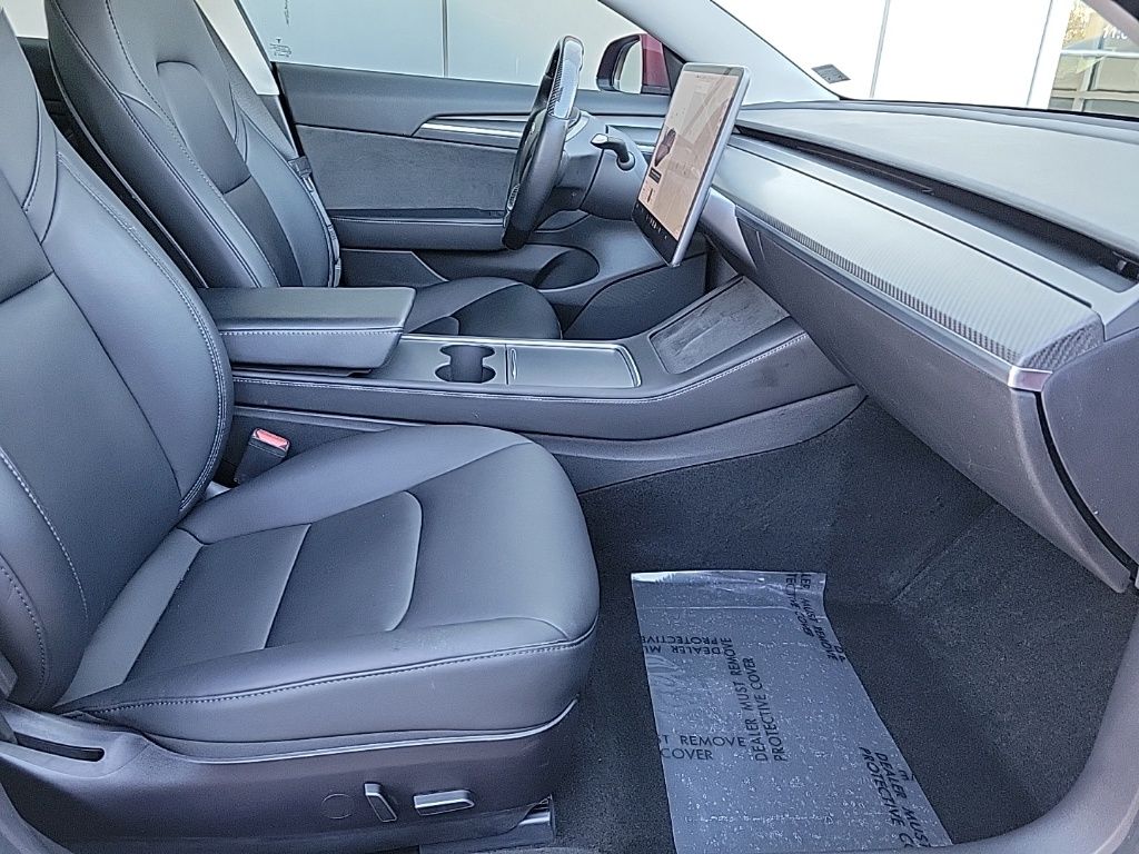 Thumbnail: 2021 Tesla Model 3 - 15