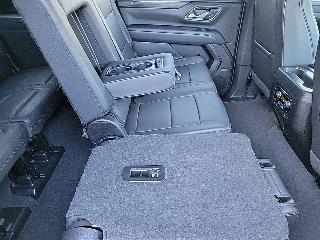 Thumbnail: 2022 Chevrolet Suburban - 19