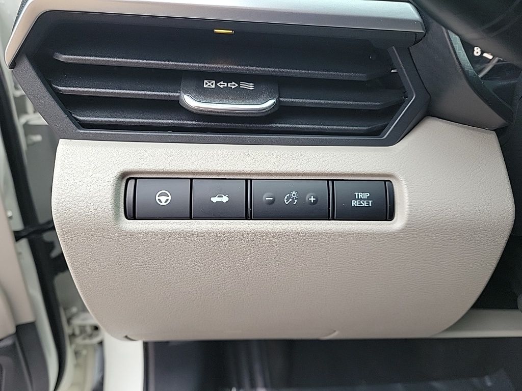 Thumbnail: 2019 Nissan Altima - 31