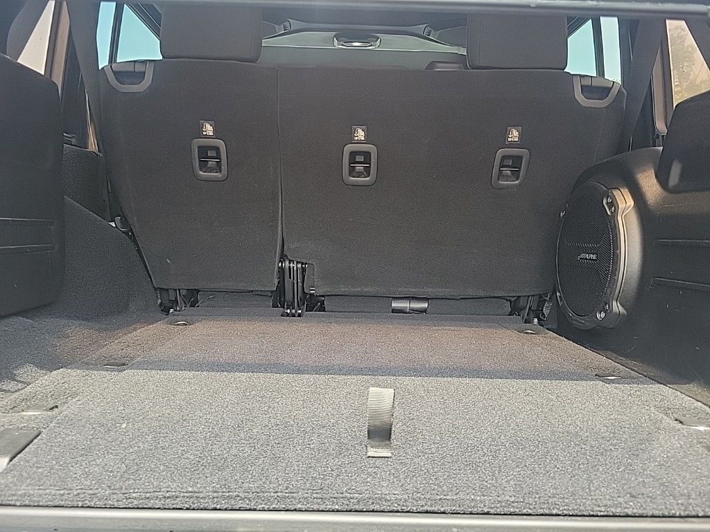 2018 Jeep Wrangler Unlimited Sahara 16