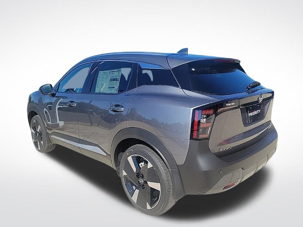 Thumbnail: 2025 Nissan Kicks - 3