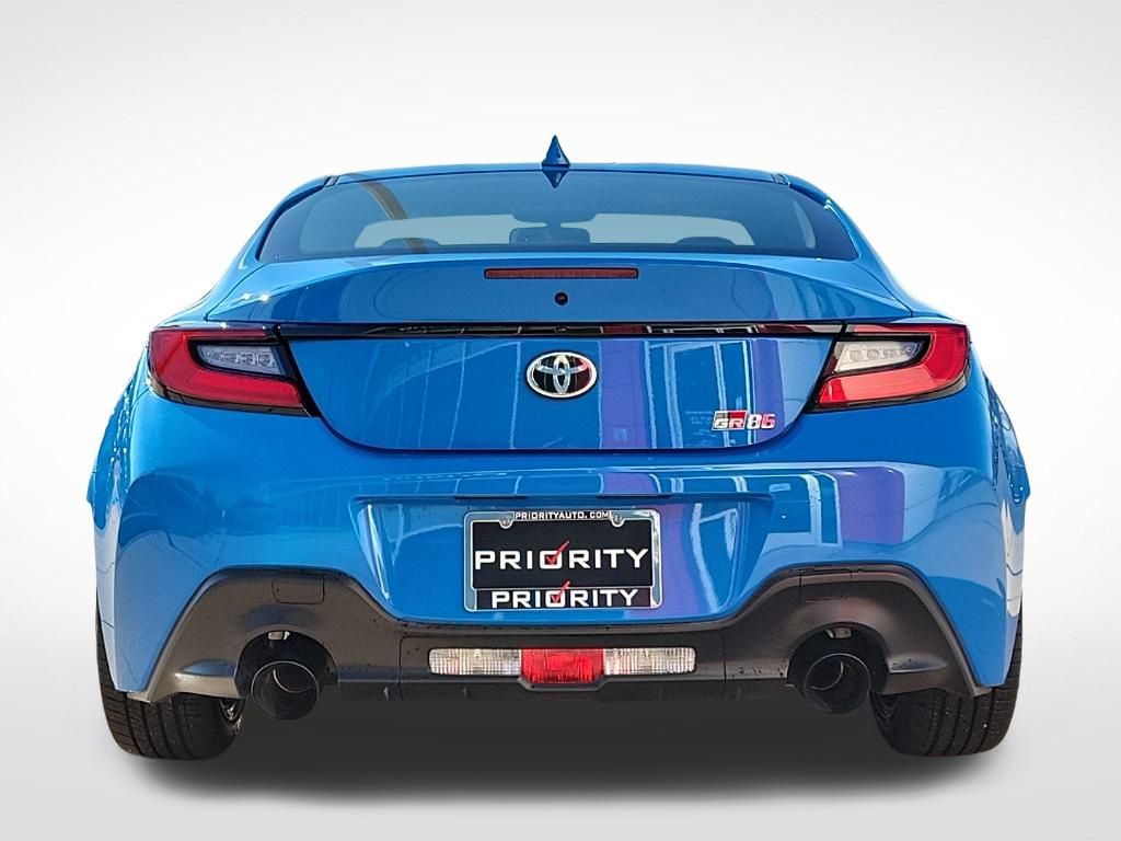 Thumbnail: 2023 Toyota GR86 - 4