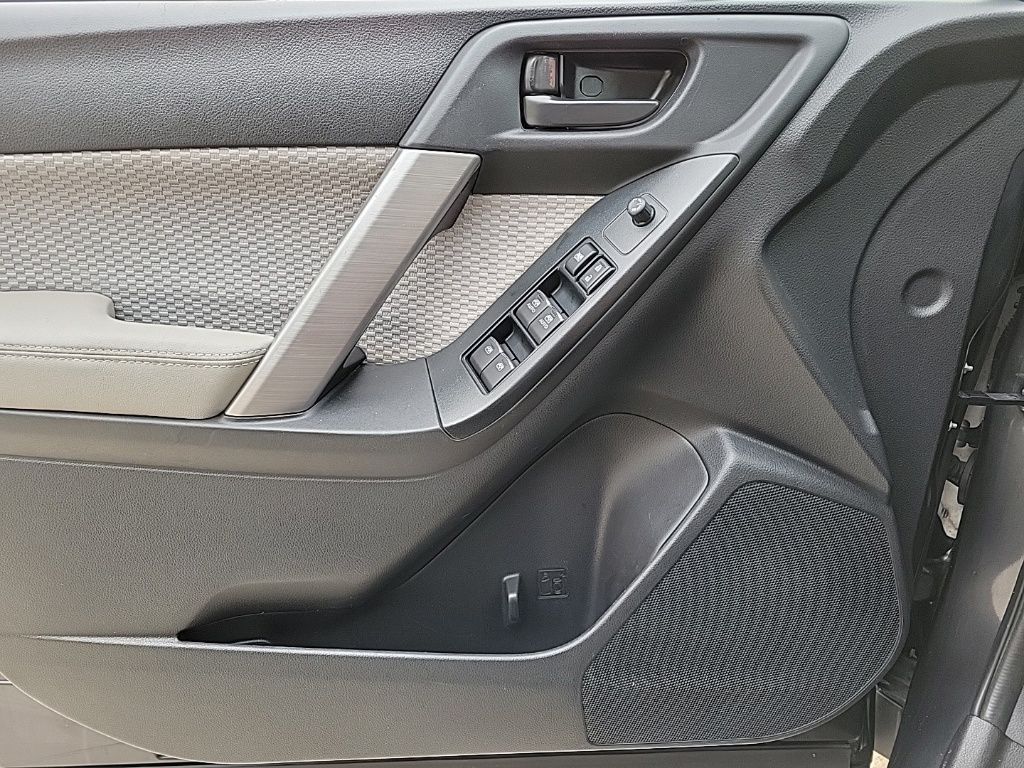 Thumbnail: 2018 Subaru Forester - 28