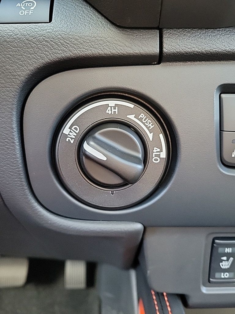 Thumbnail: 2026 Nissan Frontier - 27