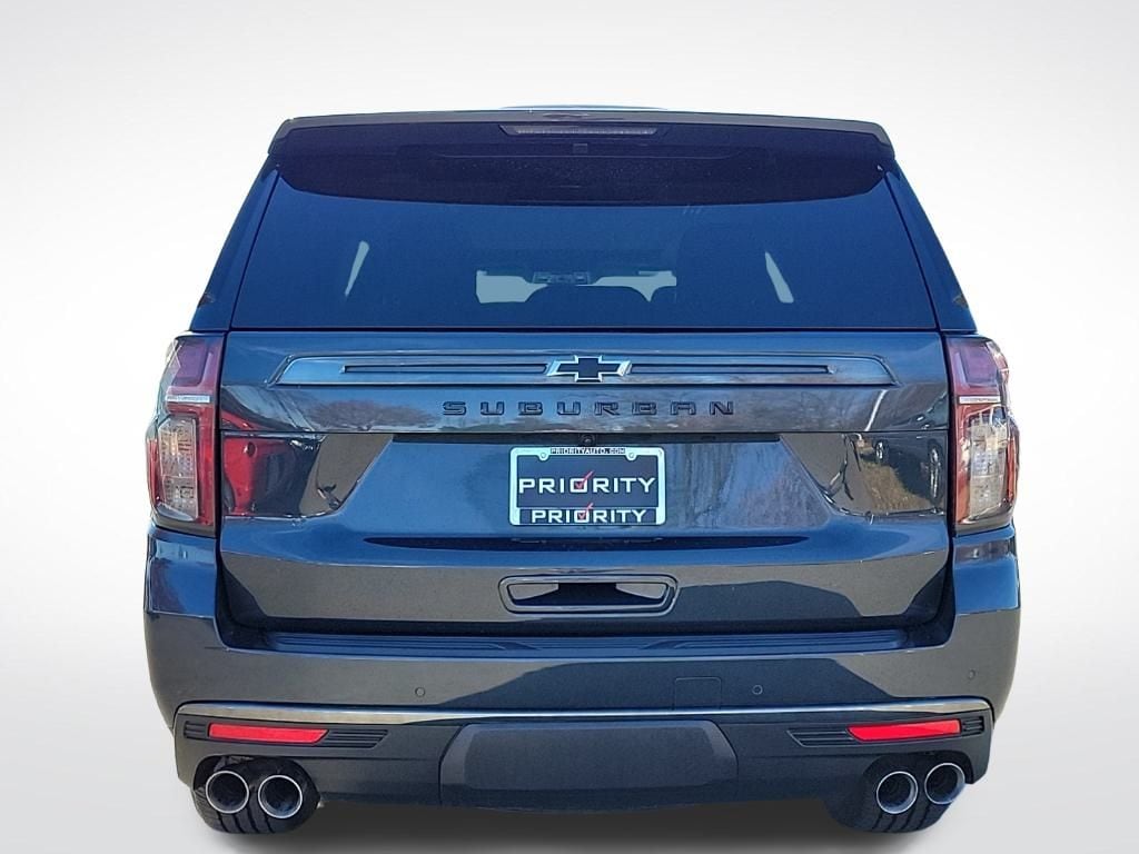 Thumbnail: 2022 Chevrolet Suburban - 4