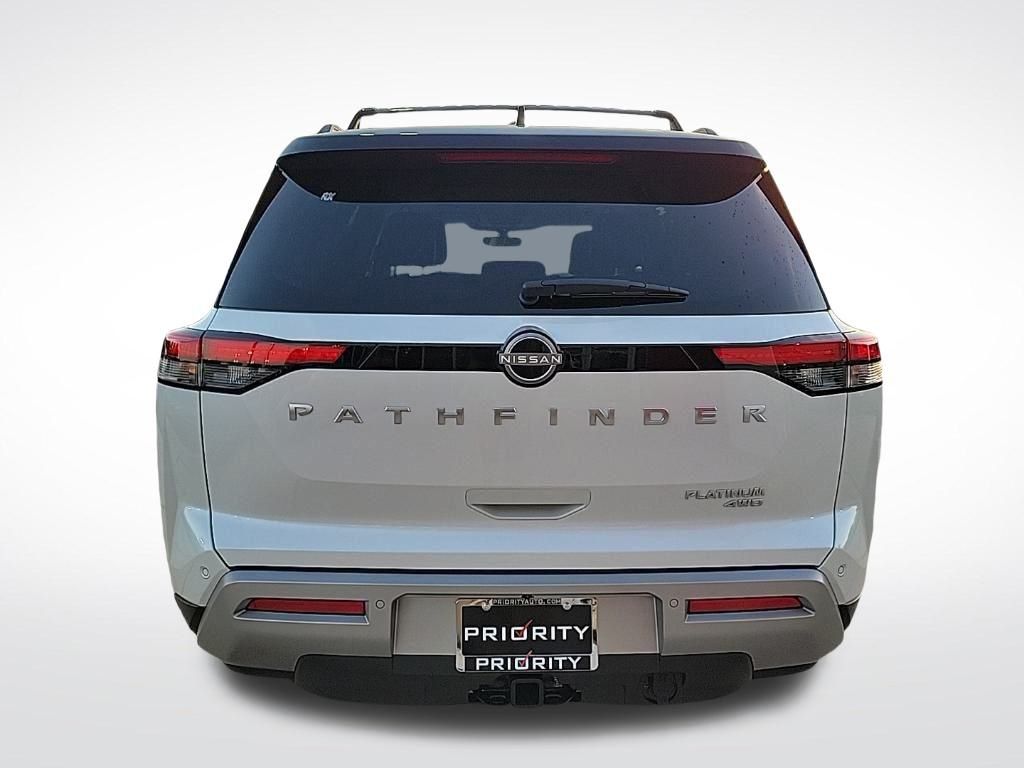 Thumbnail: 2025 Nissan Pathfinder - 4