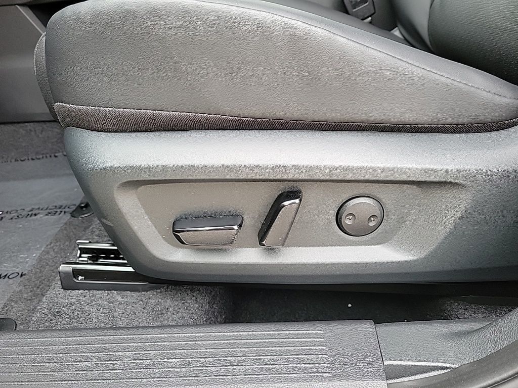 Thumbnail: 2026 Nissan Rogue - 14