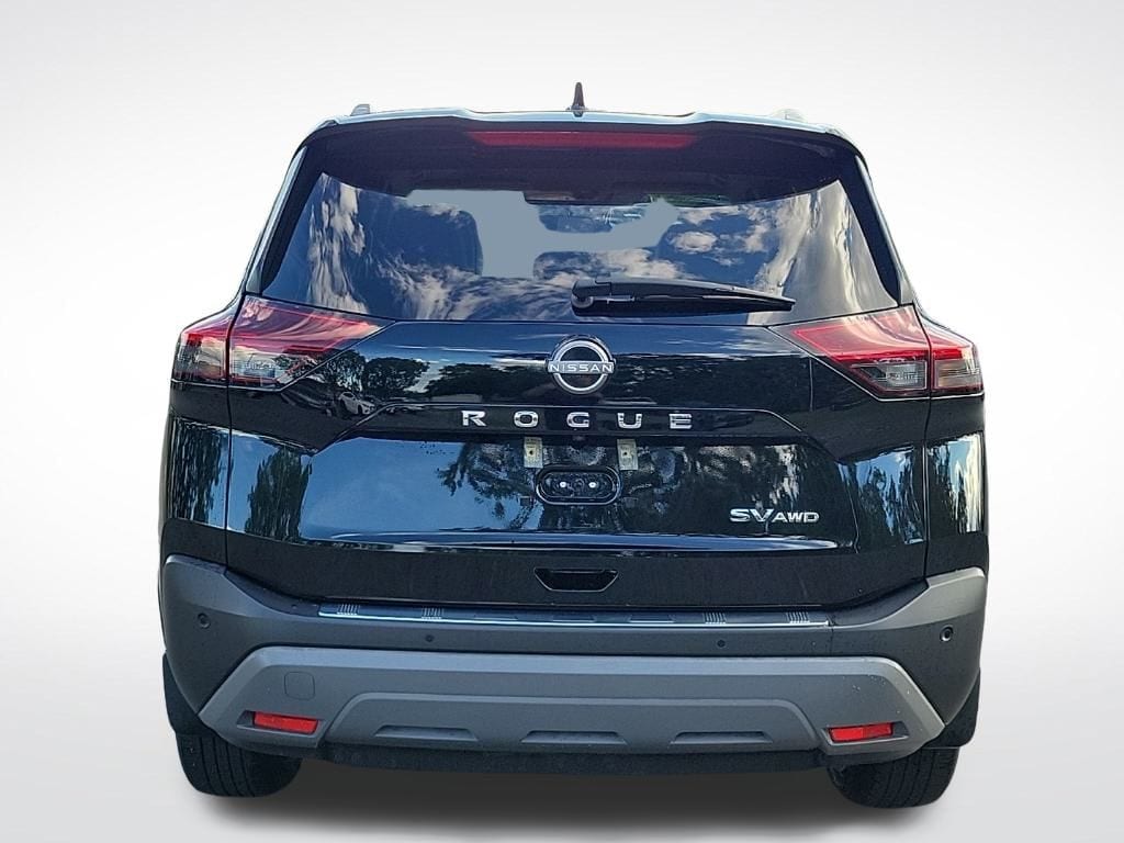 Thumbnail: 2023 Nissan Rogue - 4