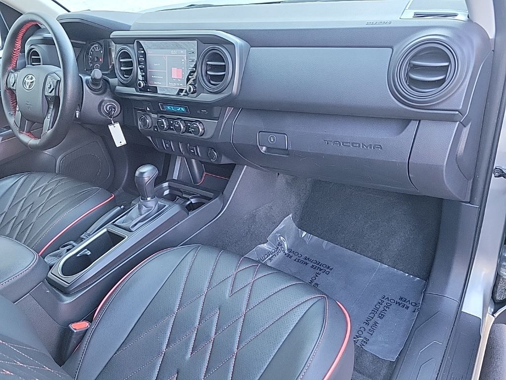 Thumbnail: 2023 Toyota Tacoma - 15