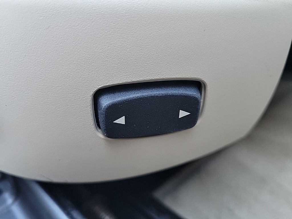 Thumbnail: 2011 BMW 3 Series - 19