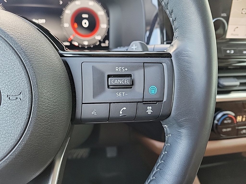 Thumbnail: 2023 Nissan Pathfinder - 26