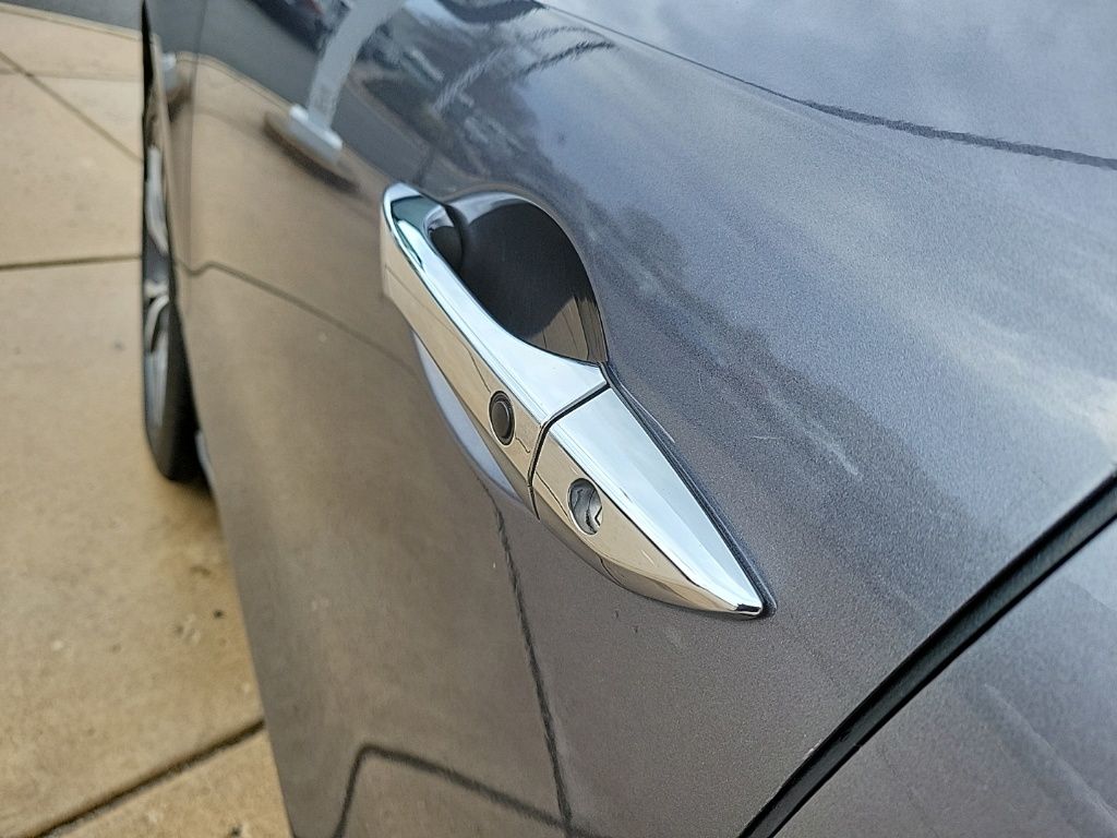 Thumbnail: 2019 Acura MDX - 10