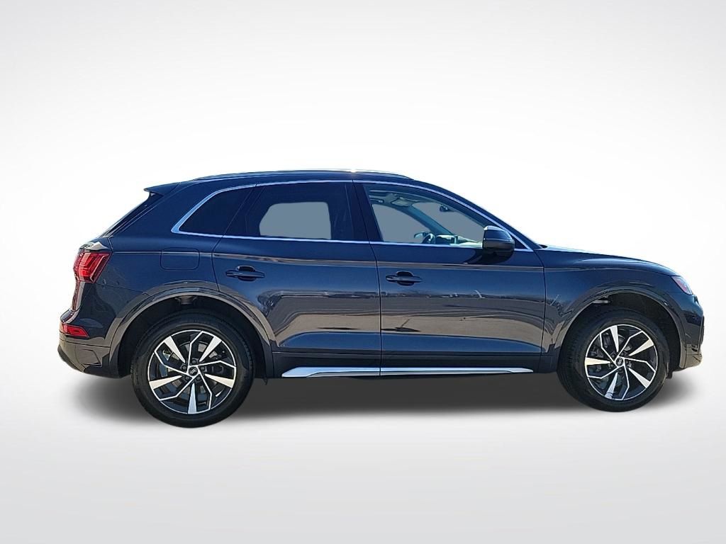 Thumbnail: 2021 Audi Q5 - 5