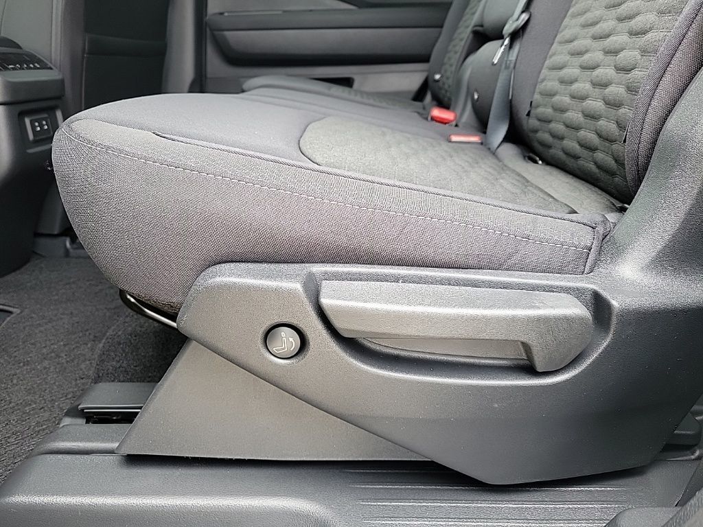 Thumbnail: 2026 Nissan Pathfinder - 14