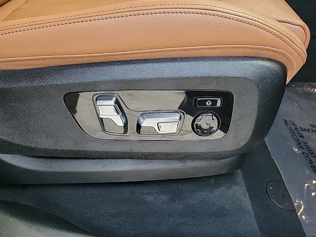 Thumbnail: 2020 BMW X5 - 20