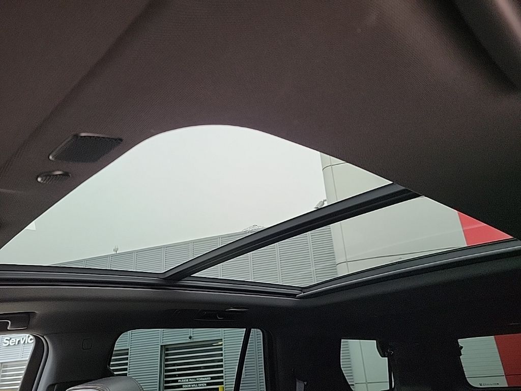 Thumbnail: 2023 Chevrolet Tahoe - 49