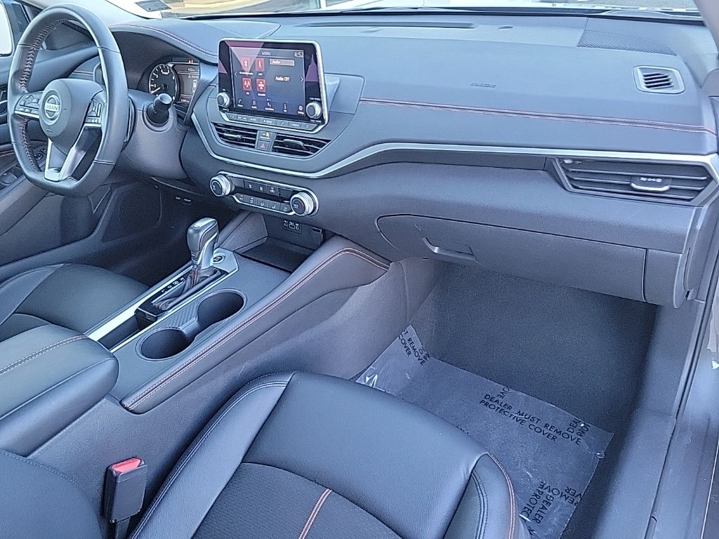 Thumbnail: 2022 Nissan Altima - 14