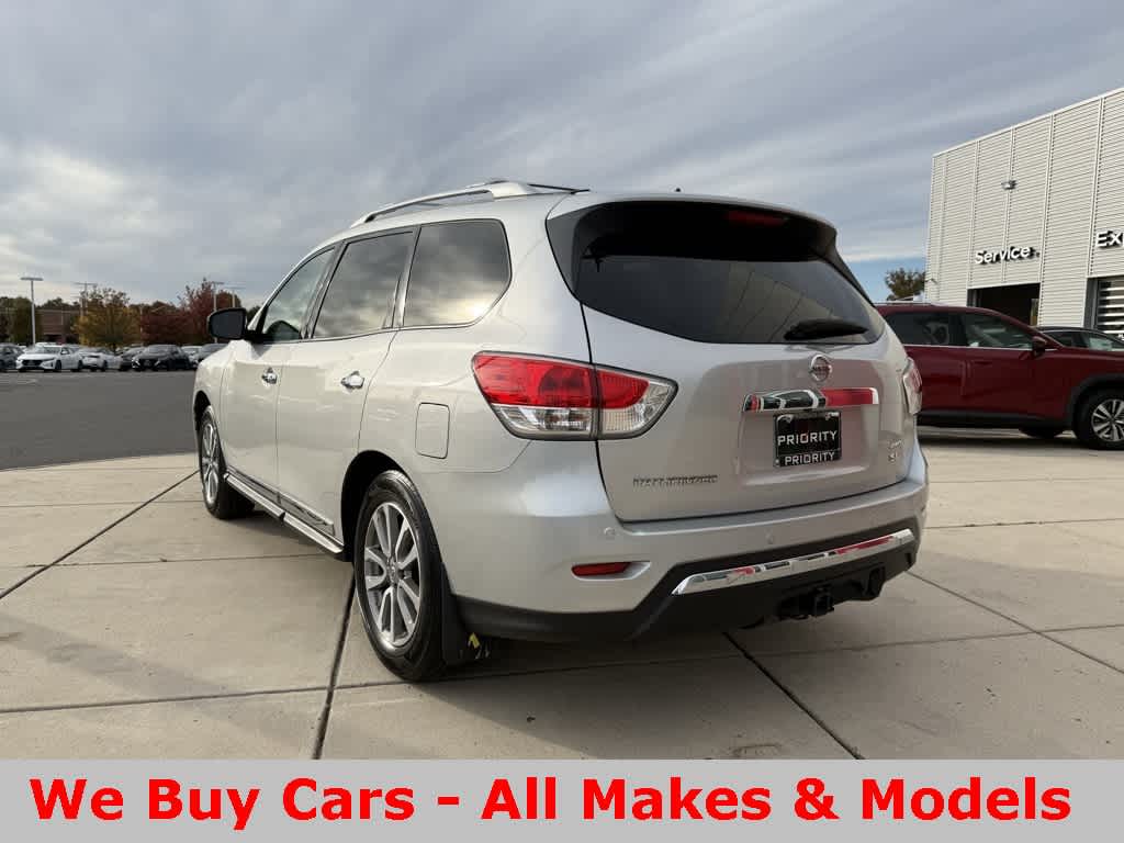 Thumbnail: 2015 Nissan Pathfinder - 3