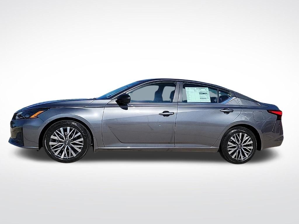 Thumbnail: 2026 Nissan Altima - 2