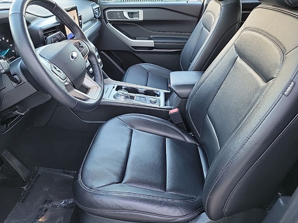 Thumbnail: 2021 Ford Explorer - 10