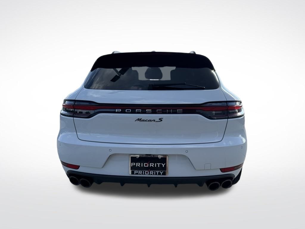 Thumbnail: 2021 Porsche Macan - 4