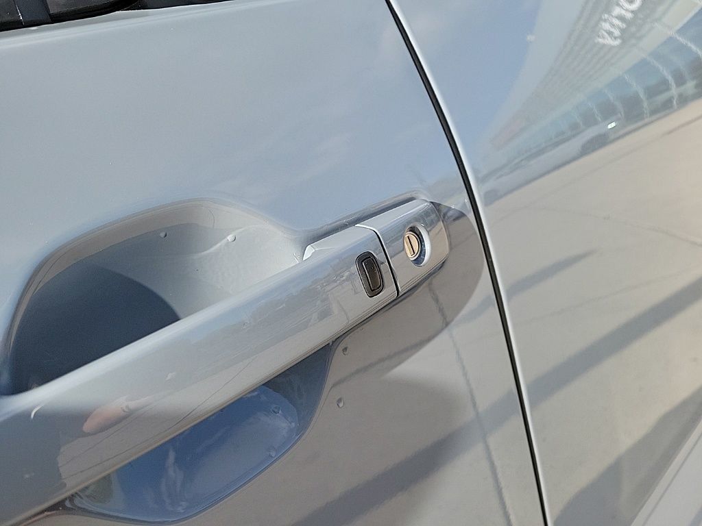 Thumbnail: 2026 Nissan Frontier - 10