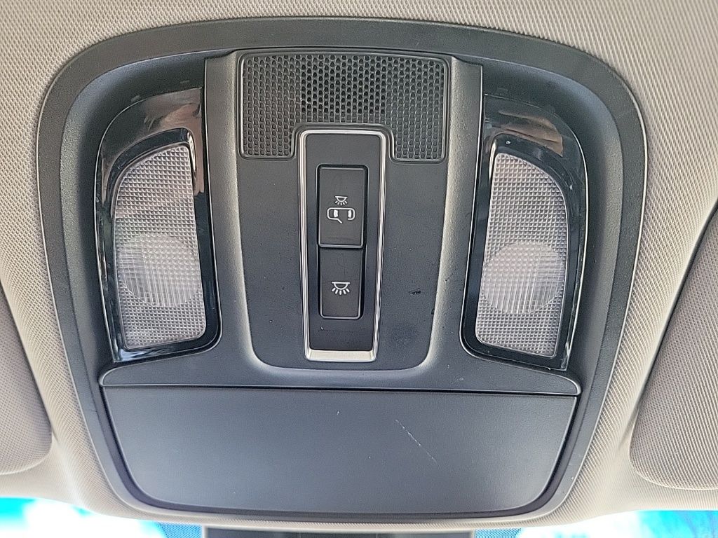 Thumbnail: 2019 Kia Sorento - 28