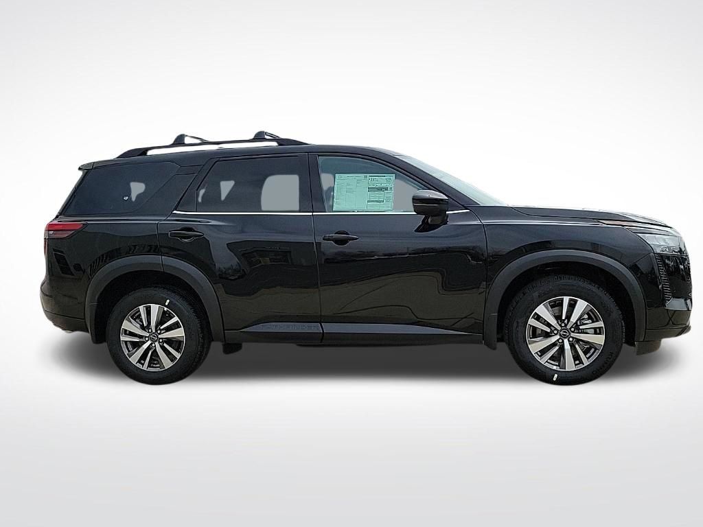 Thumbnail: 2026 Nissan Pathfinder - 5