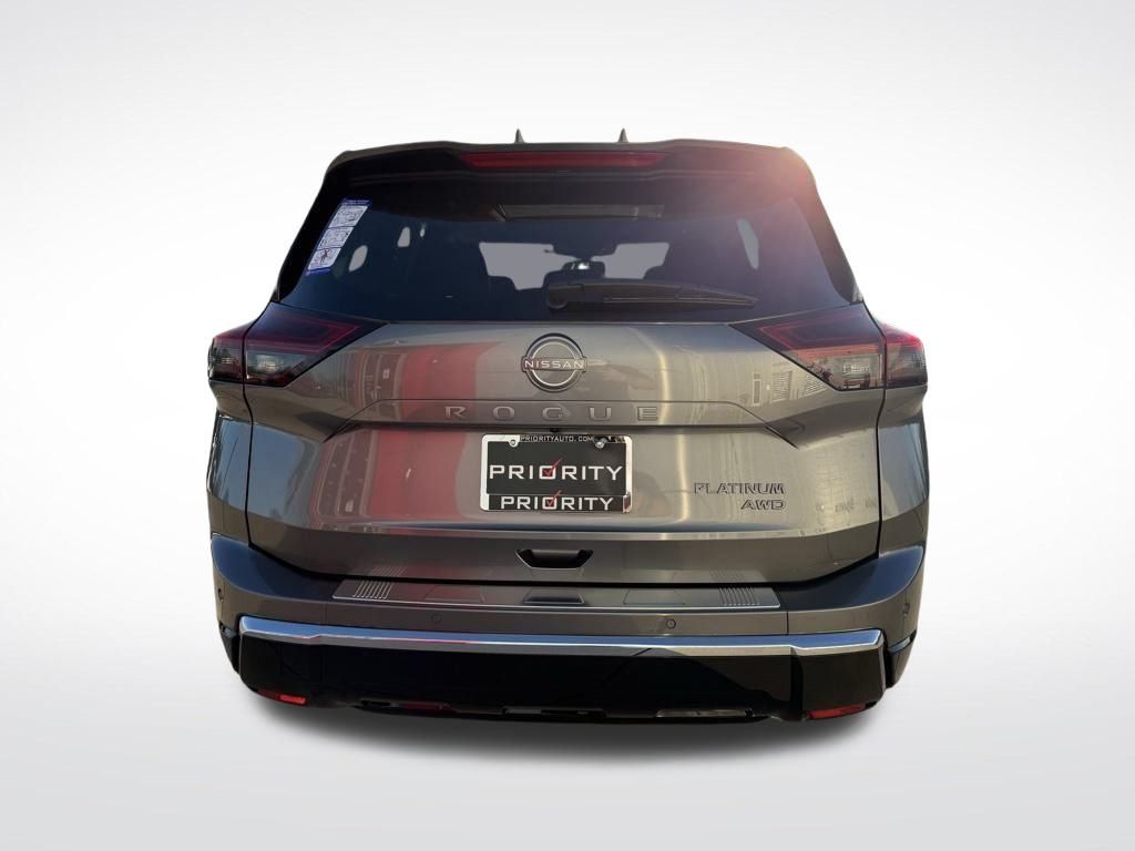 Thumbnail: 2026 Nissan Rogue - 4