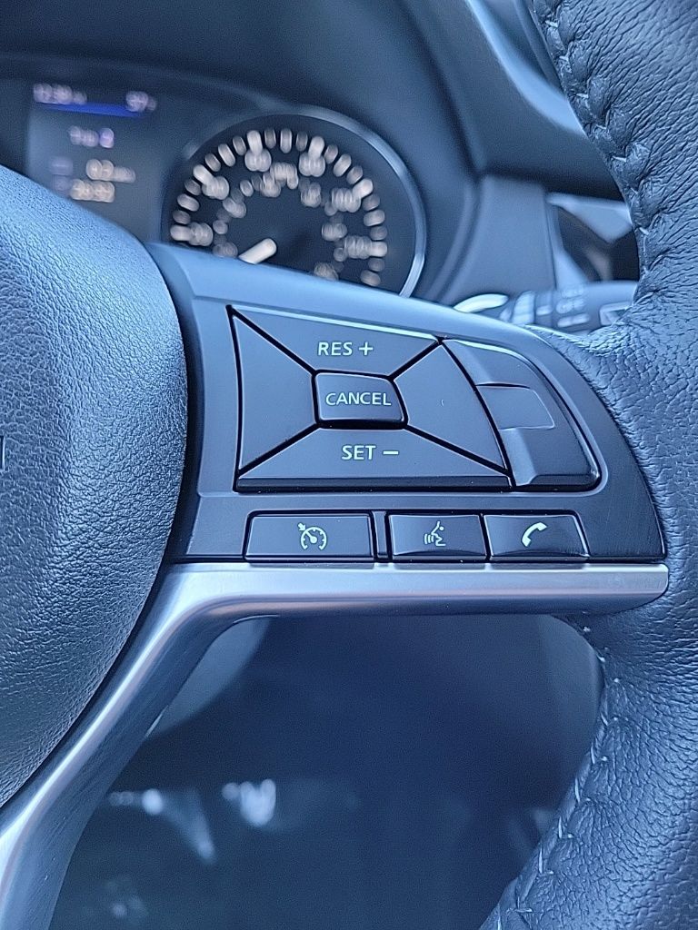 Thumbnail: 2020 Nissan Rogue - 24