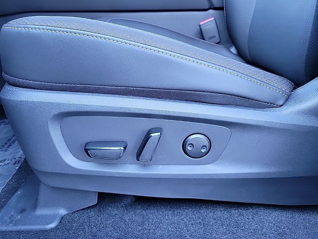 Thumbnail: 2026 Nissan Pathfinder - 13