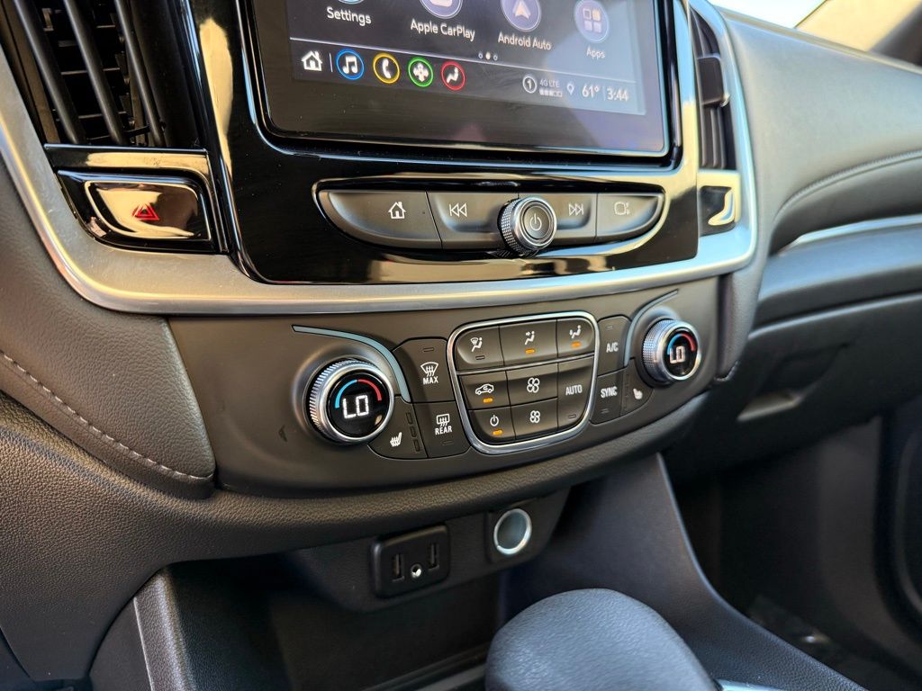 Thumbnail: 2023 Chevrolet Traverse - 23