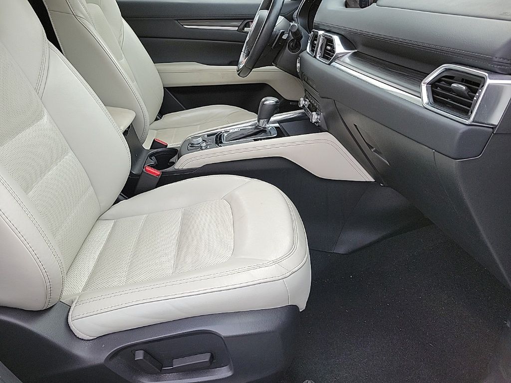 Thumbnail: 2020 Mazda CX-5 - 17