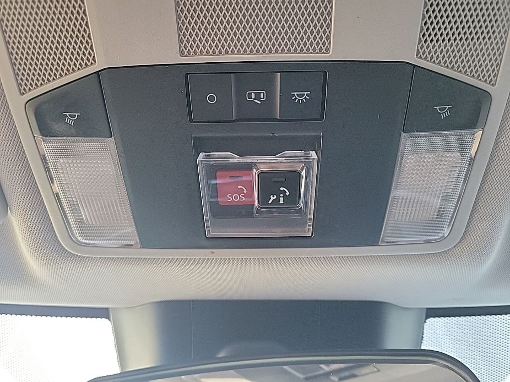 Thumbnail: 2020 Mitsubishi Eclipse Cross - 32