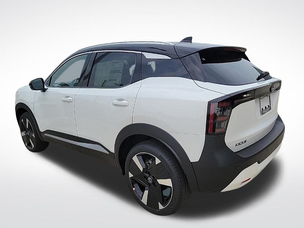Thumbnail: 2025 Nissan Kicks - 3