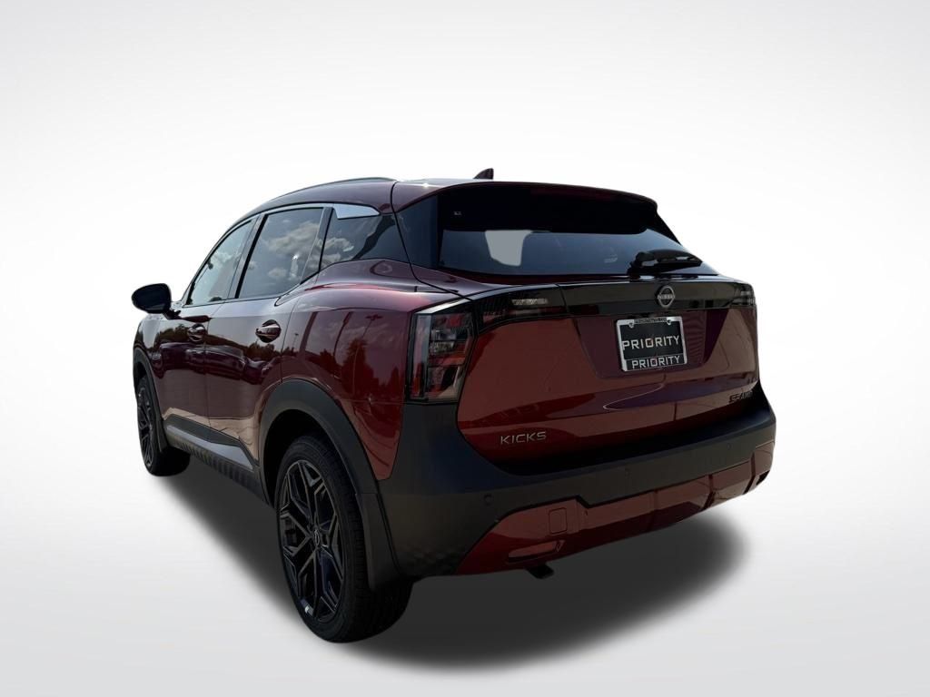 Thumbnail: 2025 Nissan Kicks - 3