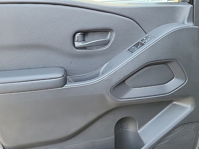 Thumbnail: 2026 Nissan Frontier - 15