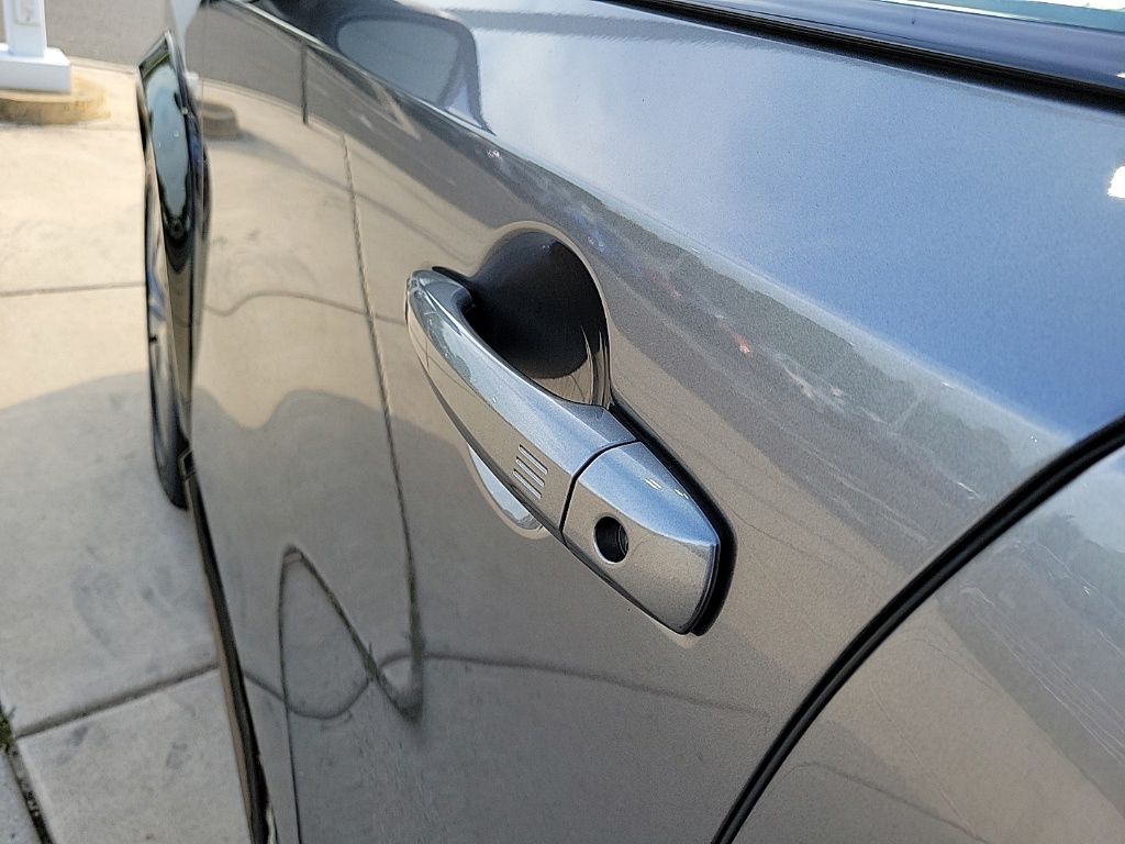 Thumbnail: 2023 Nissan Ariya - 10