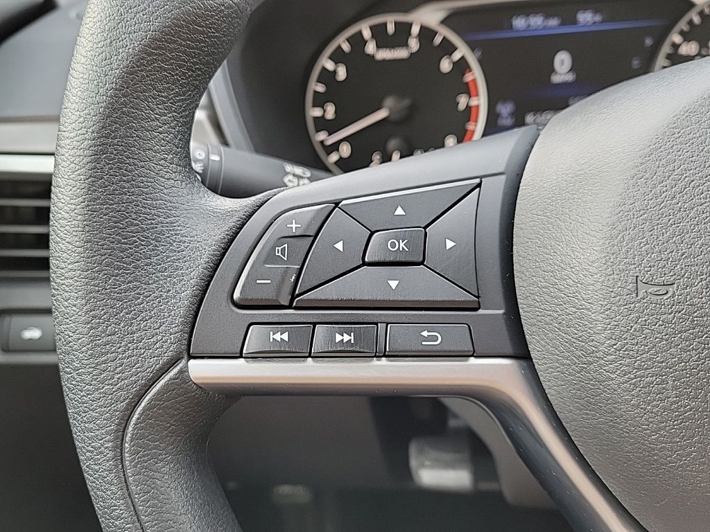 Thumbnail: 2024 Nissan Altima - 21