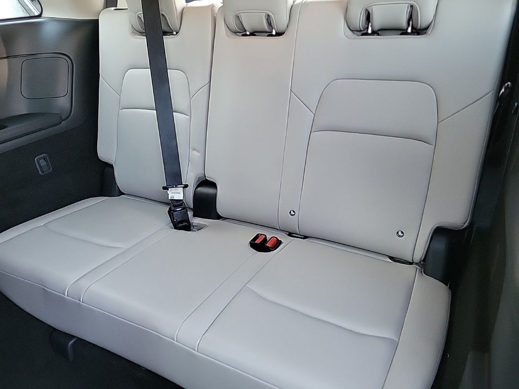 Thumbnail: 2024 Nissan Pathfinder - 15