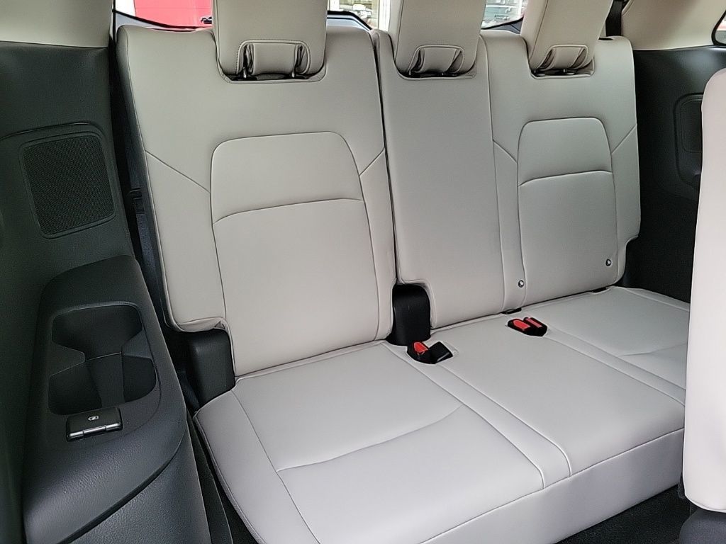 Thumbnail: 2026 Nissan Pathfinder - 17